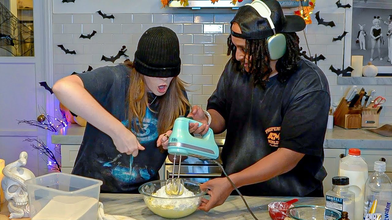 Agent Bakes Cake Pops BLIND & DEAF With QTCinderella