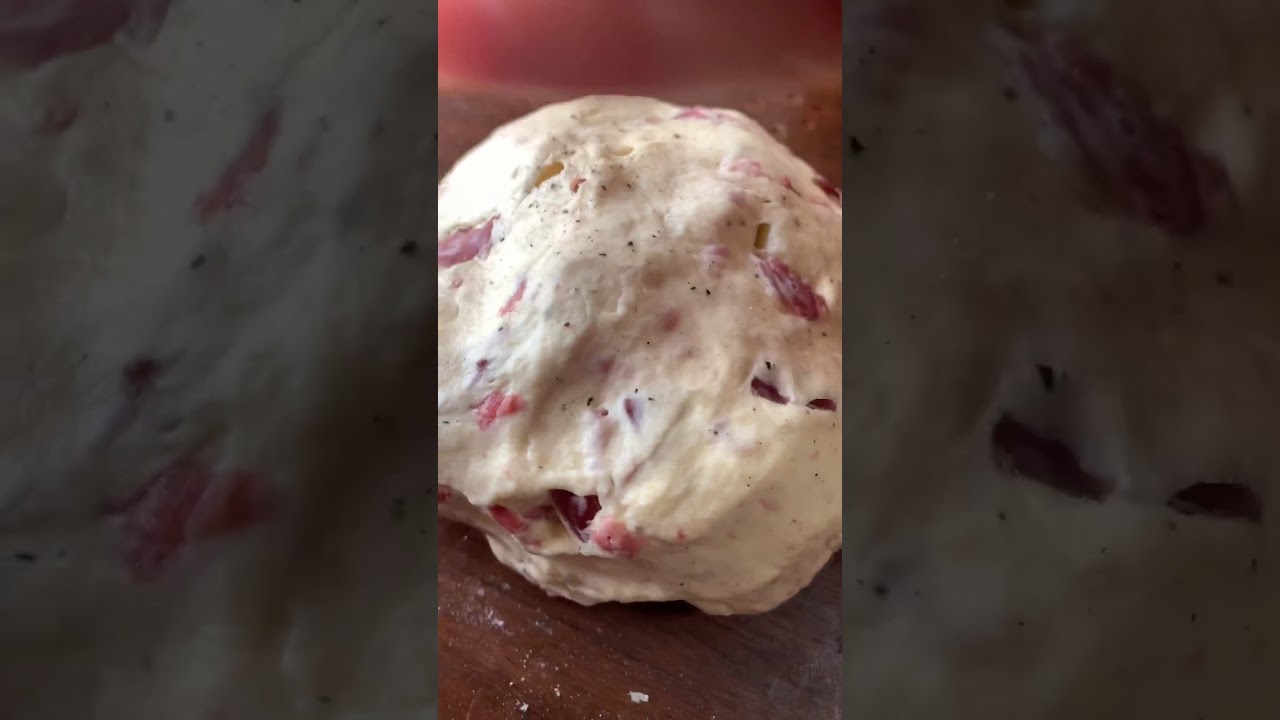Come si fa il Casatiello Napoletano in casa