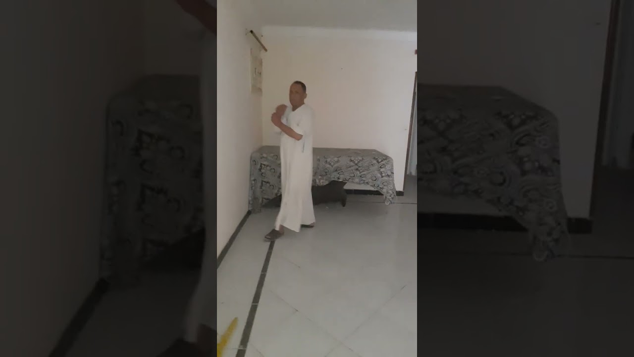 المنزل للبيع مساحه 260متر كامل العدادات شارع الحديدوالصلب العجمي اسكندريه
