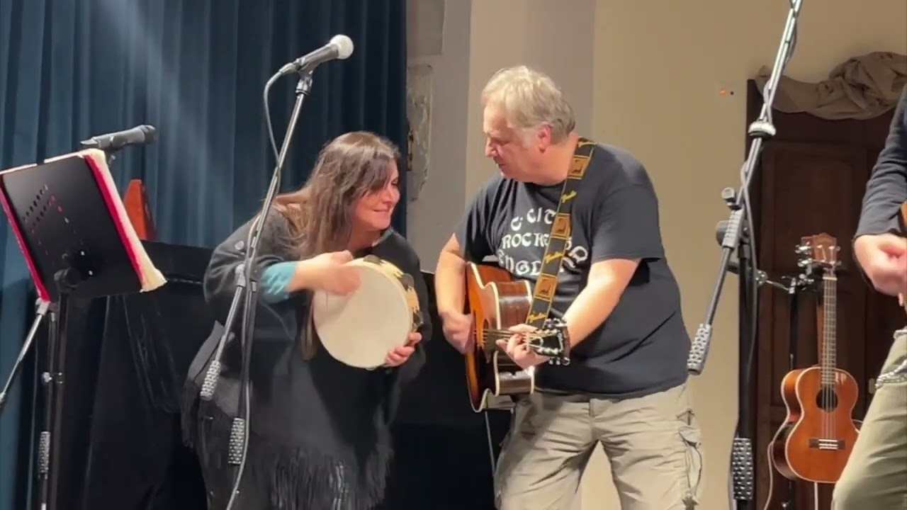 I Cento Passi - Fry Moneti  the Irish Spirit feat. Valentina Ferraiuolo (Gaeta 8-12-2022)
