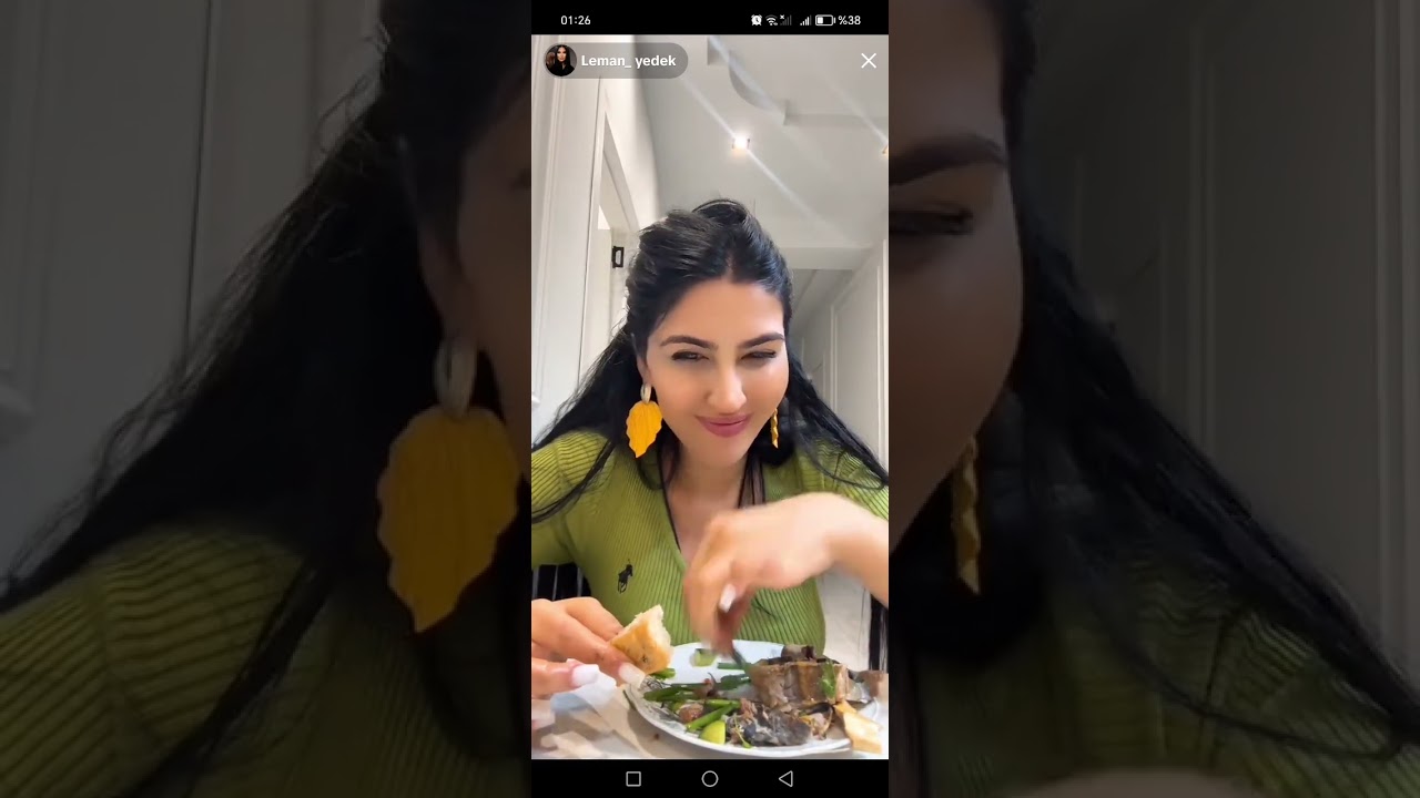 Türkiyədə Sevgilisi Olan Qaqaşla Danışan Qız Zənglər - Leman TikTok Official