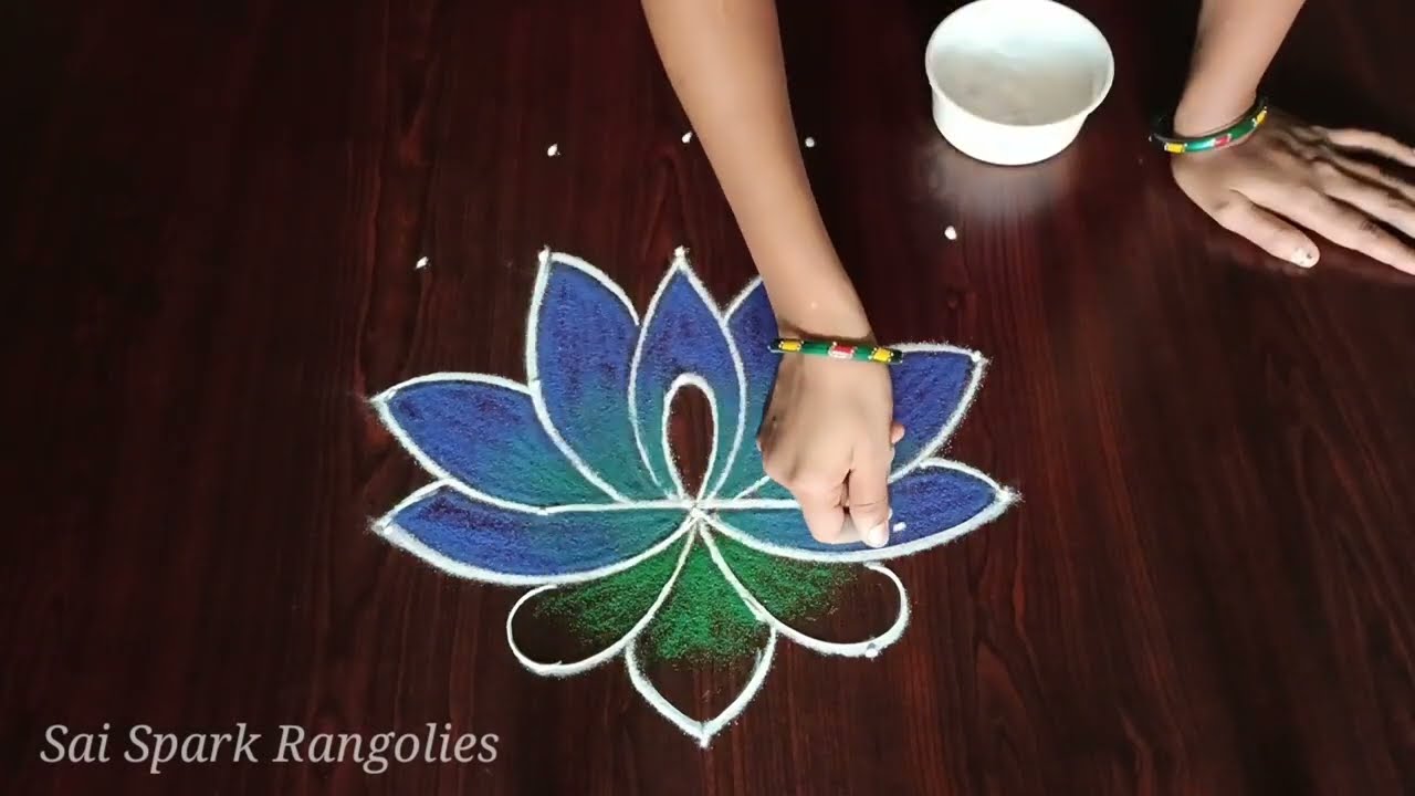 Very beautiful lotus with deepam rangoli / margazhi kolangal / latest flower rangoli 