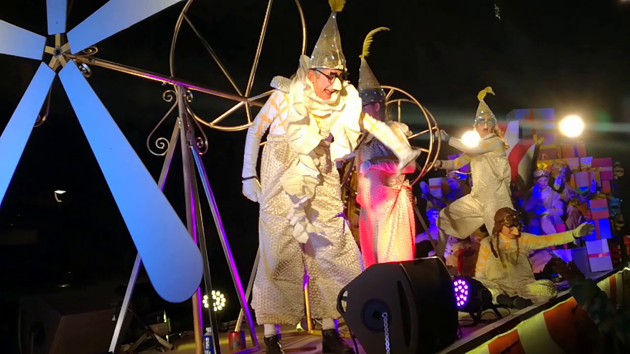 Cabalgata de Reyes Badalona 2019 parte 1.