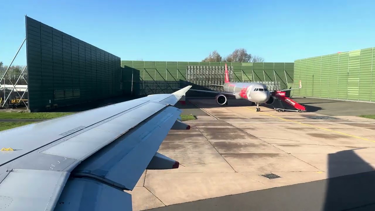 British Airways A319 | Wintery Takeoff from Manchester Airport