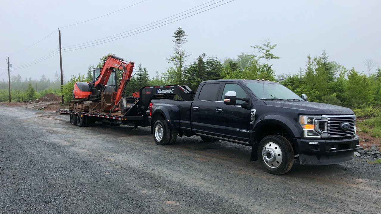 FIRST TIME TOWING WITH THE DIAMOND C FMAX216 40K RATED TRAILER & WE HAVE THE BRAKES WORKING!