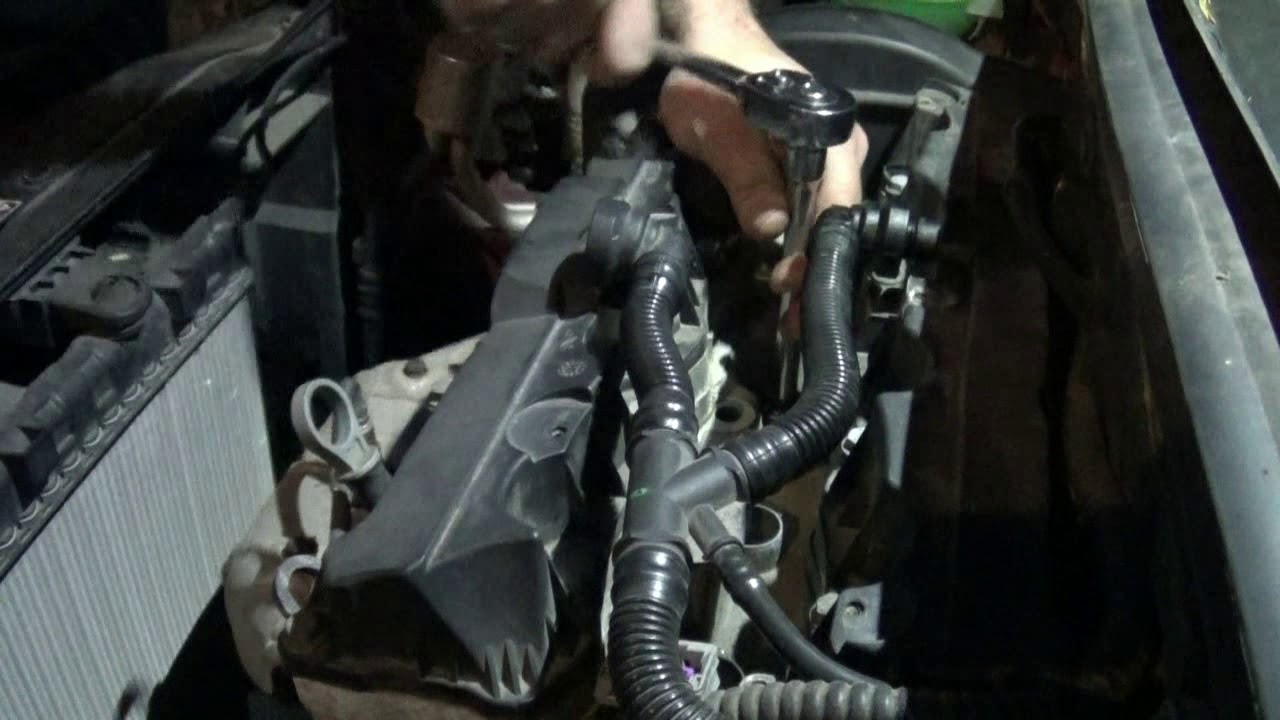 Tulppien vaihto Peugeot 307