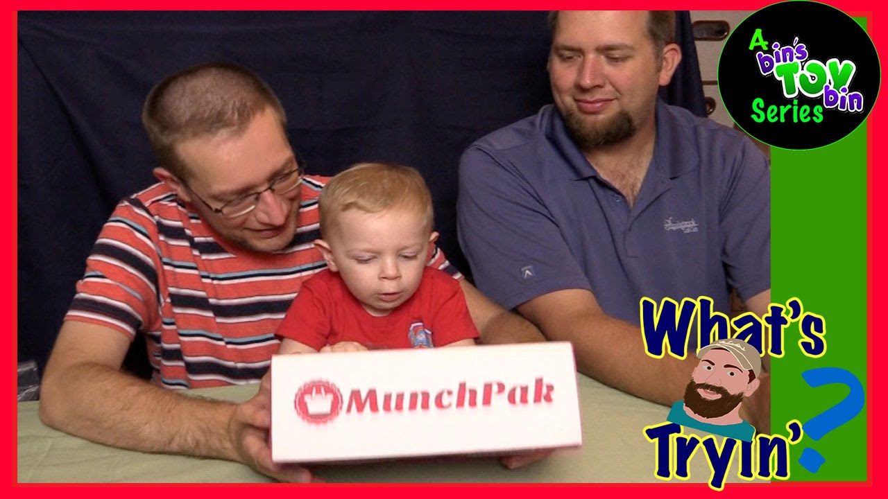 TEAGAN HELPS TASTE TEST! MunchPak Unboxing August 2016 | What's Ryan Tryin | Bin's Toy Bin