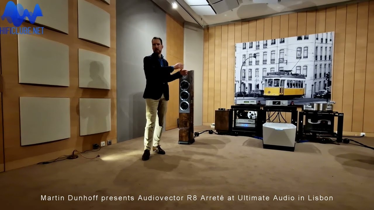 Audiovector R8 Arreté presentation by Martin Dunhoff at Ultimate Audio - Lisbon