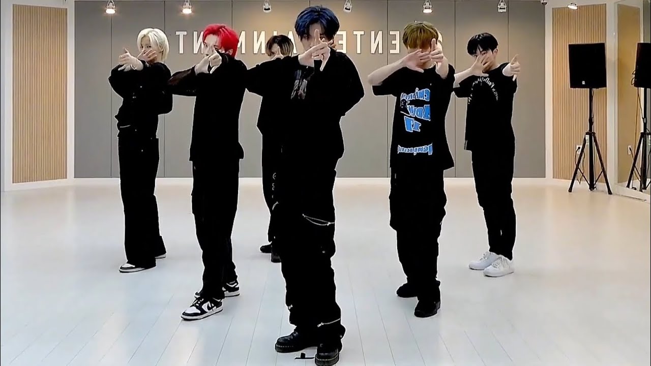 E'LAST-GASOLINE(dance practice mirrored)