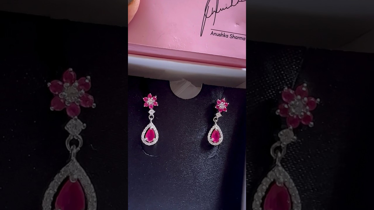 Giva gifted me these beautiful earrings 😍 