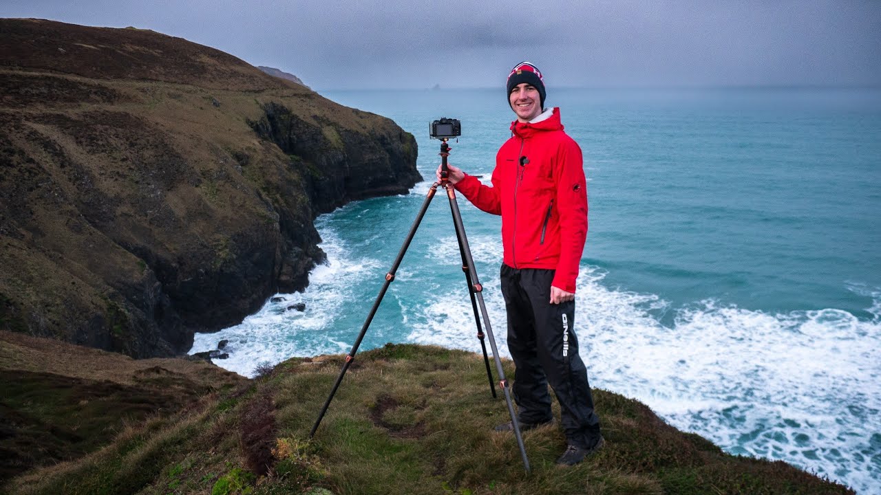Seascape Photography on Cornwall's Dramatic Coastline + Seals!