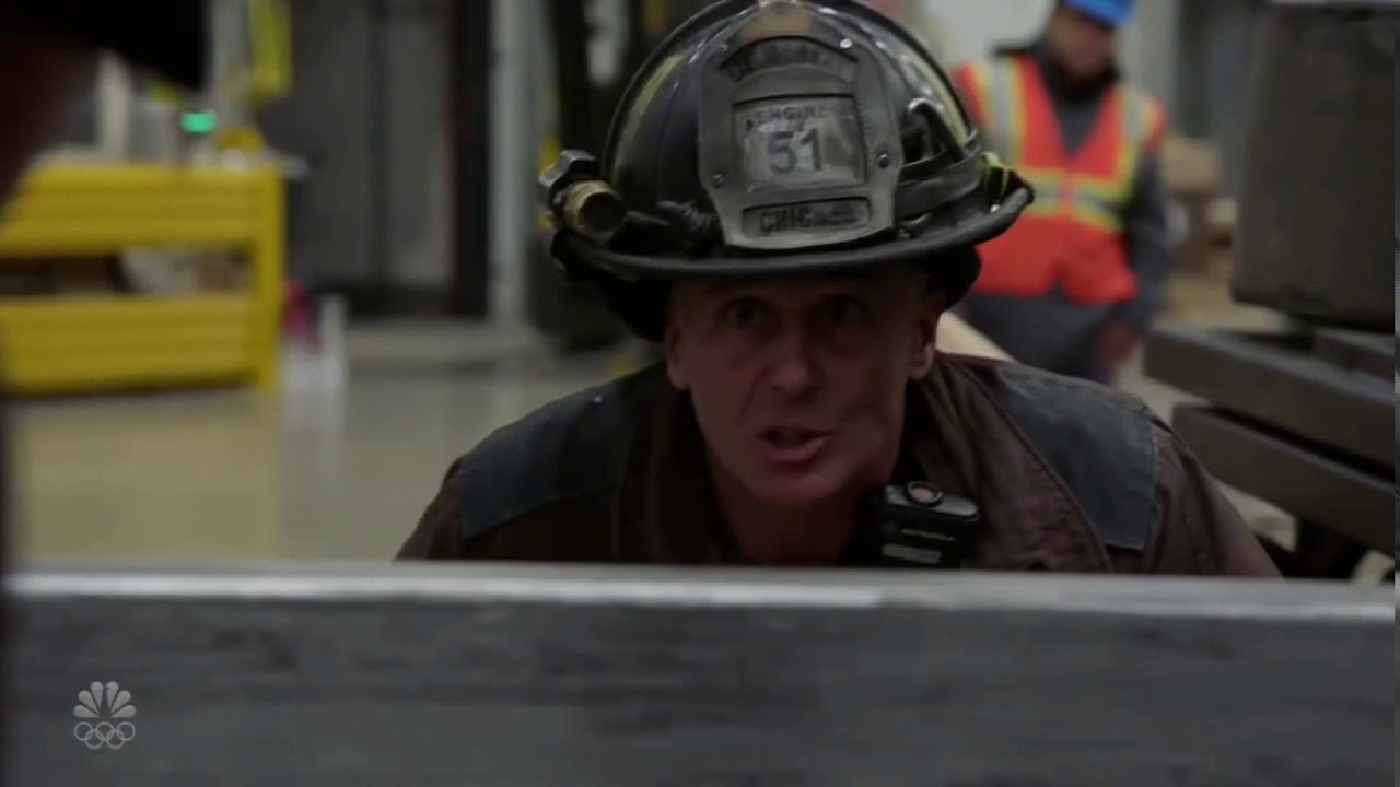 Chicago Fire 8x17 The WareHouse Rescue
