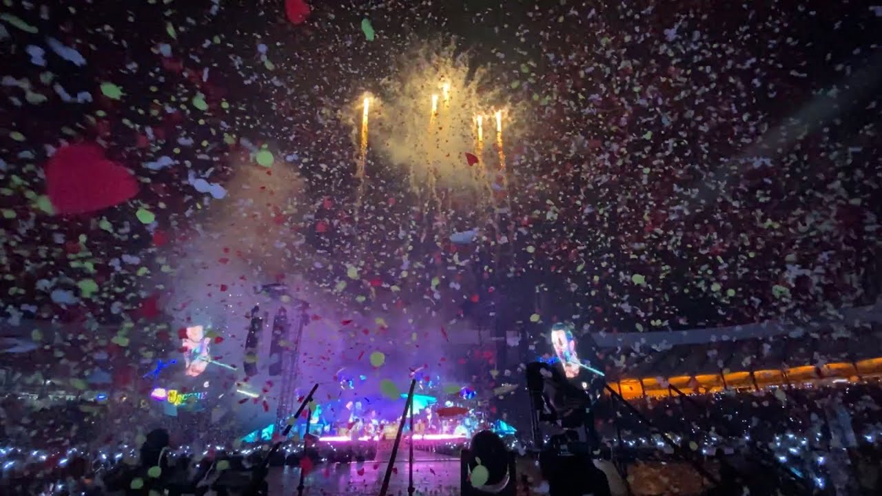 COLDPLAY BIUTYFUL LIVE AT HAMPDEN PARK GLASGOW 23/08/22
