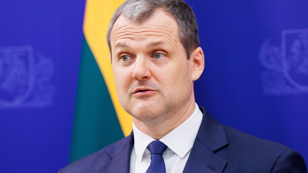 Stebisi, kodėl Paluckas vis dar Seimo narys: paai&scaron;kinimas vienas