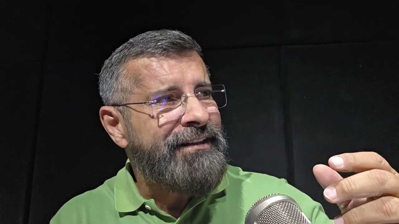 Eu vou mudar a sua vida te contando a história de uma planta. Quer ouvir?