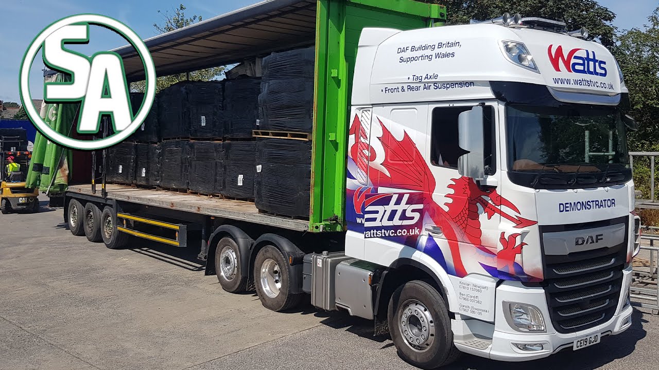DAF XF Tag Axle Cab Tour