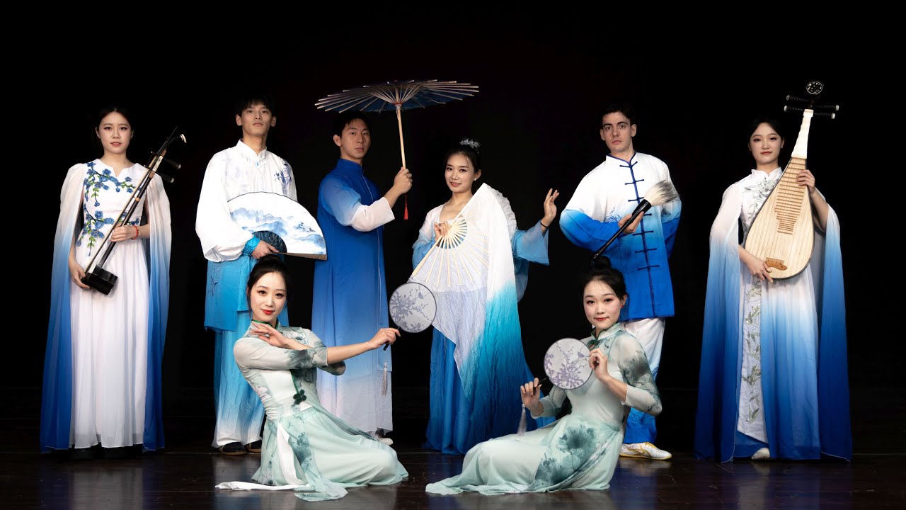 Poezje o Jingchu - występ grupy artystycznej z Hubei University