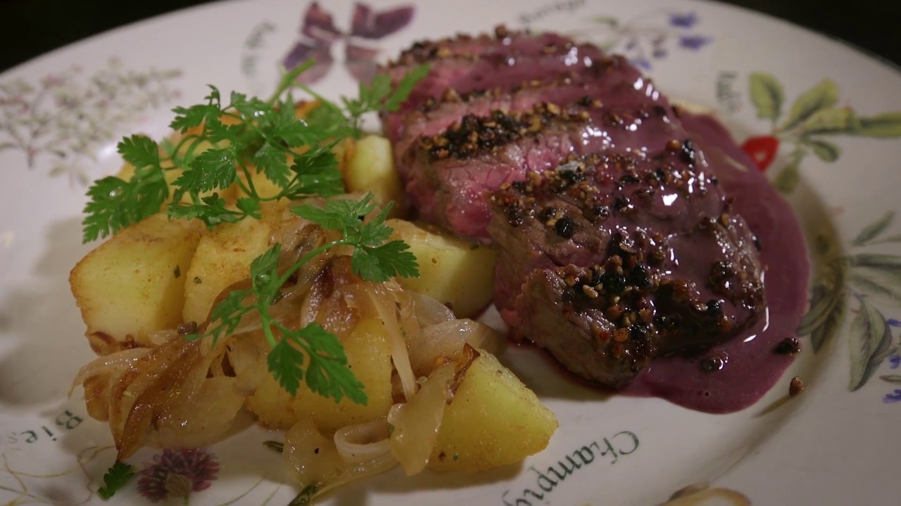 Pepersteak met gebakken aardappeltjes