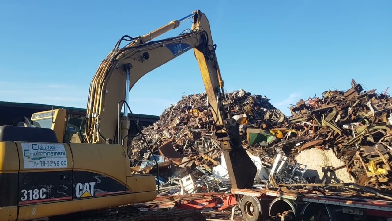 Découpe mécanique avec cisaille à ferrailles