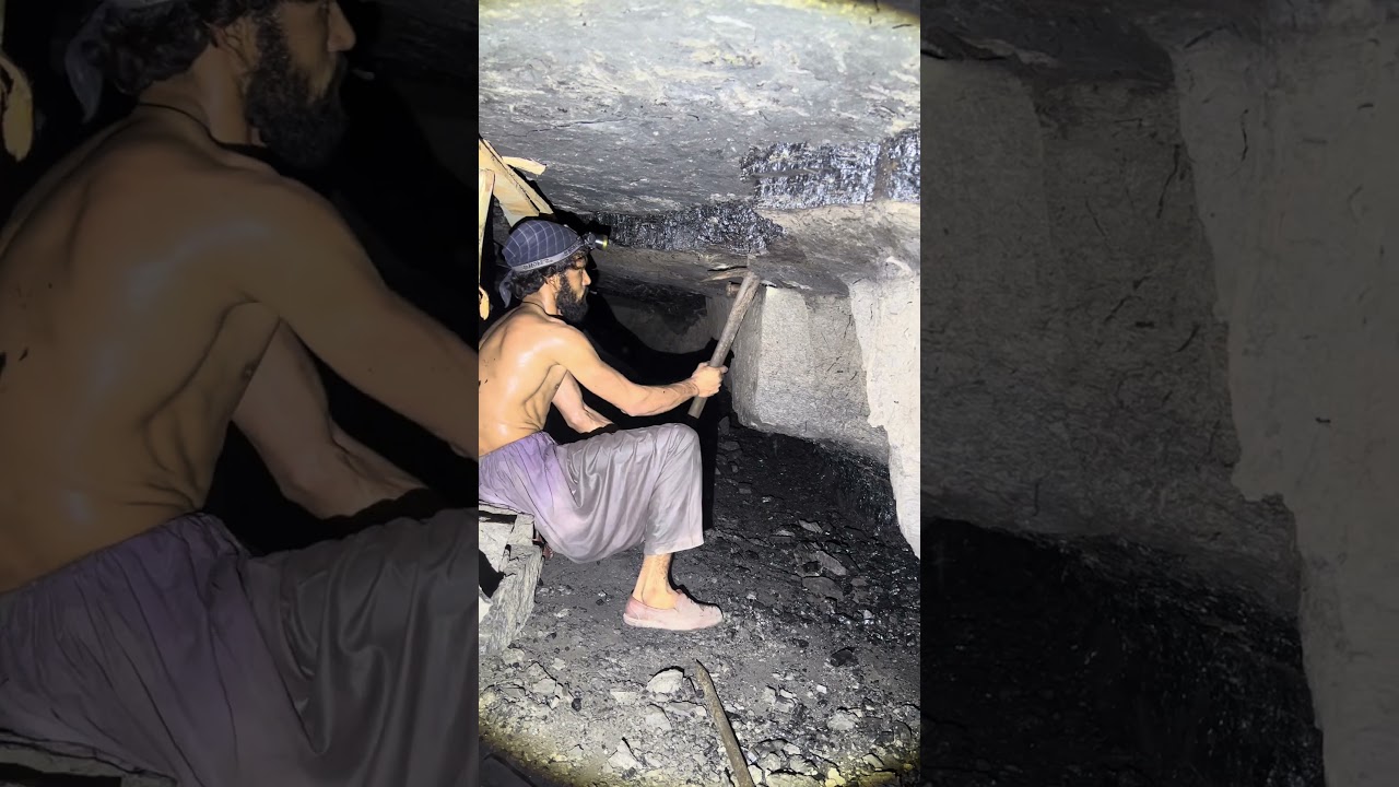 Dangerous  work . These guys  put their life on line to earn Money  #coal #dangerous  #uk #USA