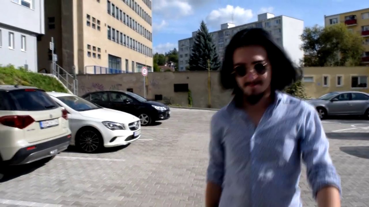 Kradnutie triednej knihy Konzervatórium J.L.Bellu 4.B