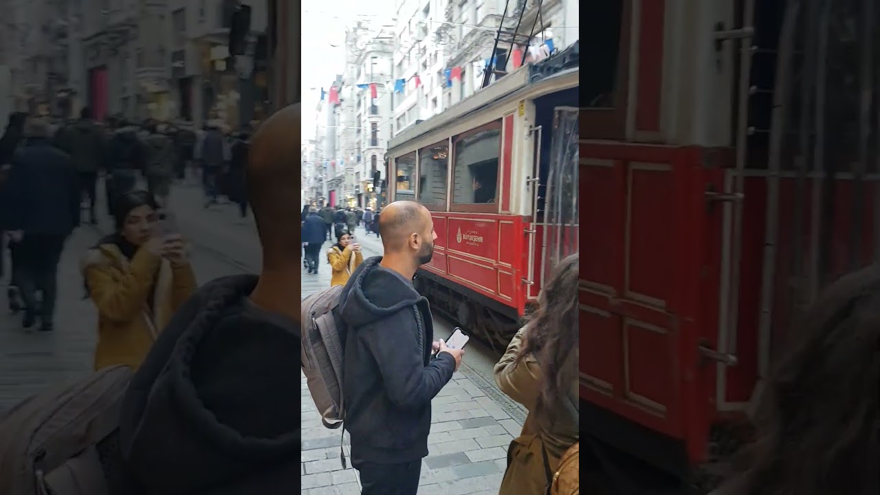 Red Tram Istiklal Taksim Square Istanbul Turkey #shorts #istiklalmarşı #taksim #istanbul #t&uuml;rkiye