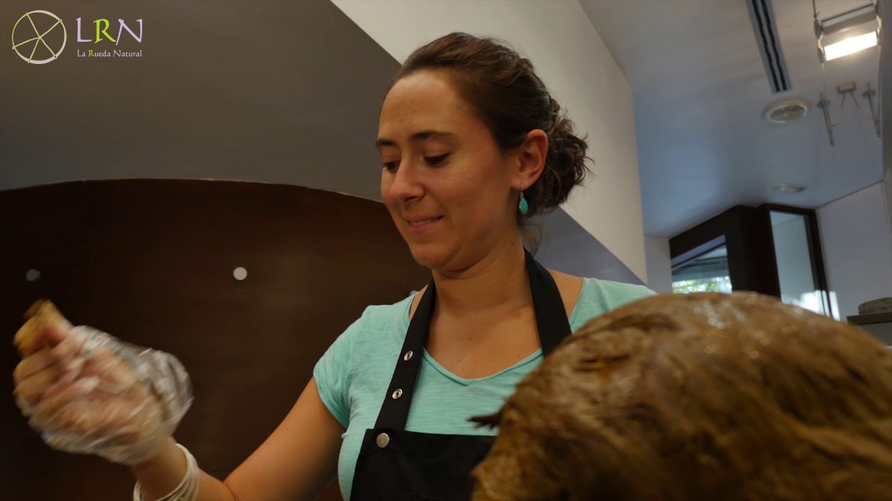 APLICACIÓN TINTES VEGETALES DE KHADI