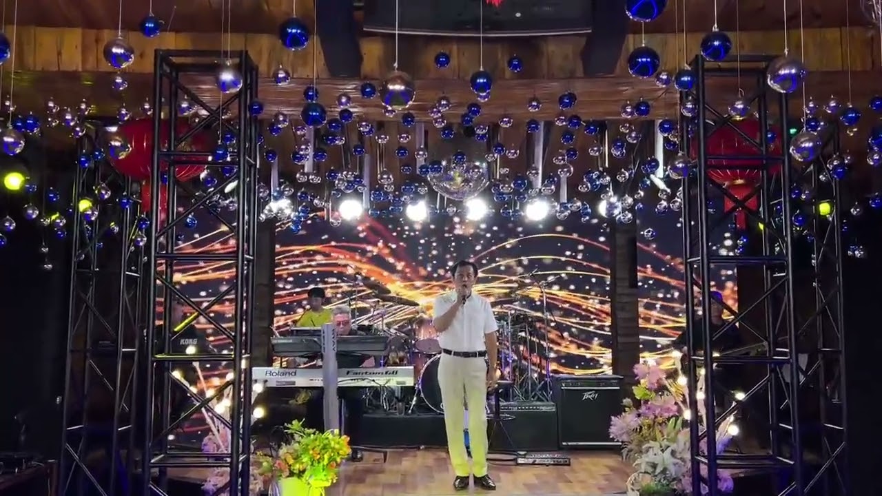 ĐƯỜNG XƯA   St: Quốc Dũng      Bd: Thành Lễ