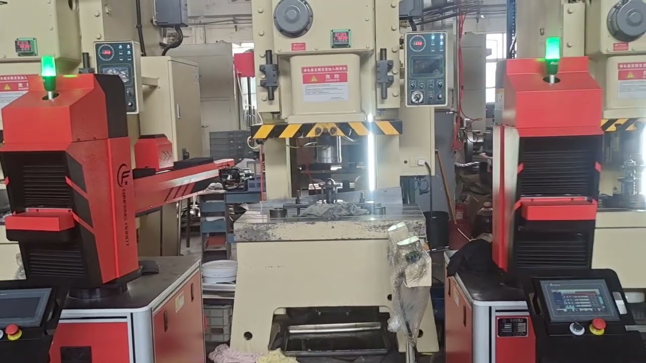 3kg swing arm stamping robot for motor cover