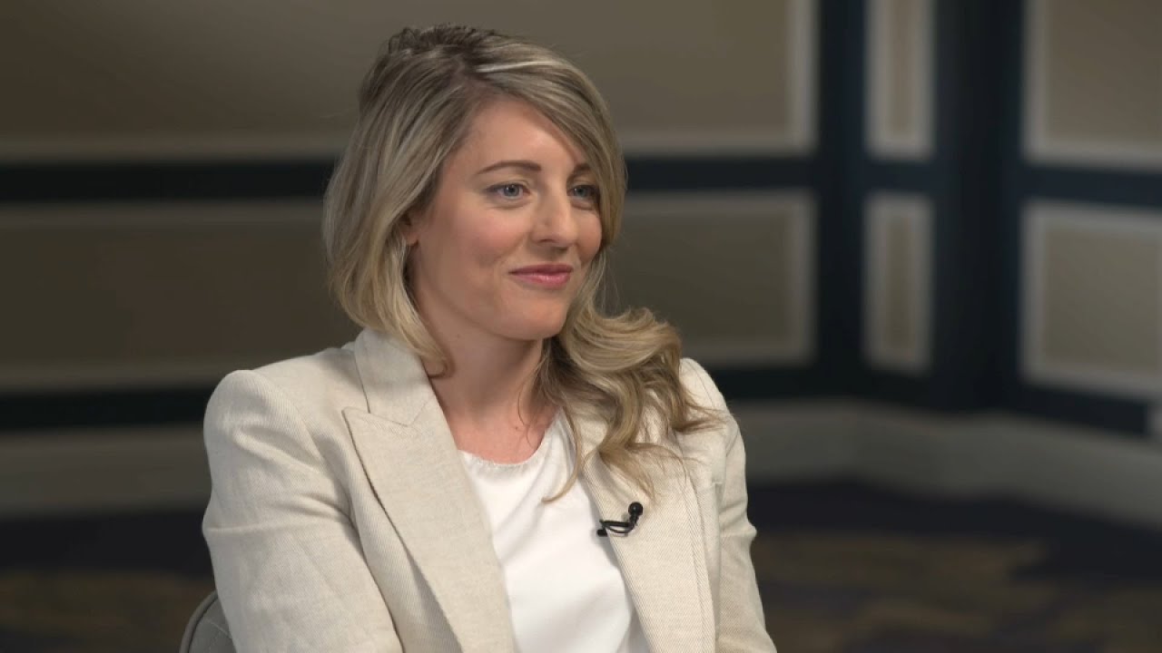 Conversations avec Esther Bégin - Mélanie Joly