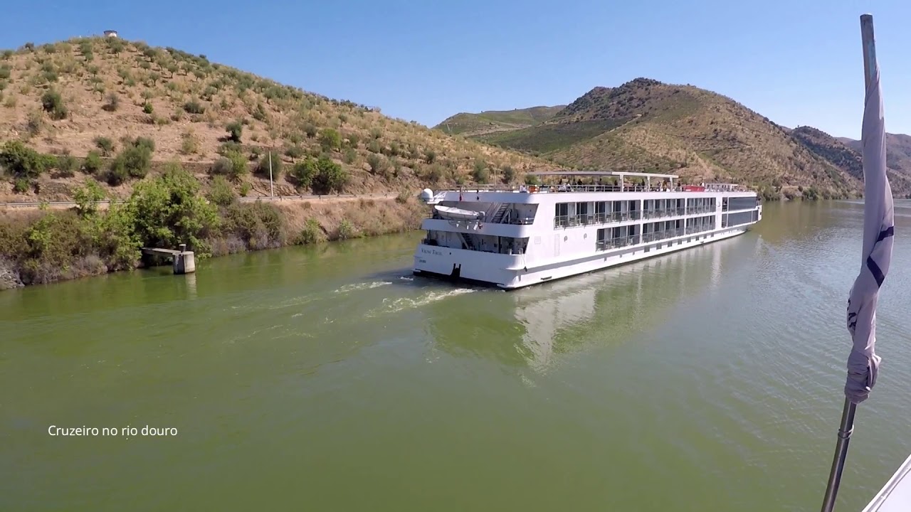 Cruzero en el rio duero.(Portugal)