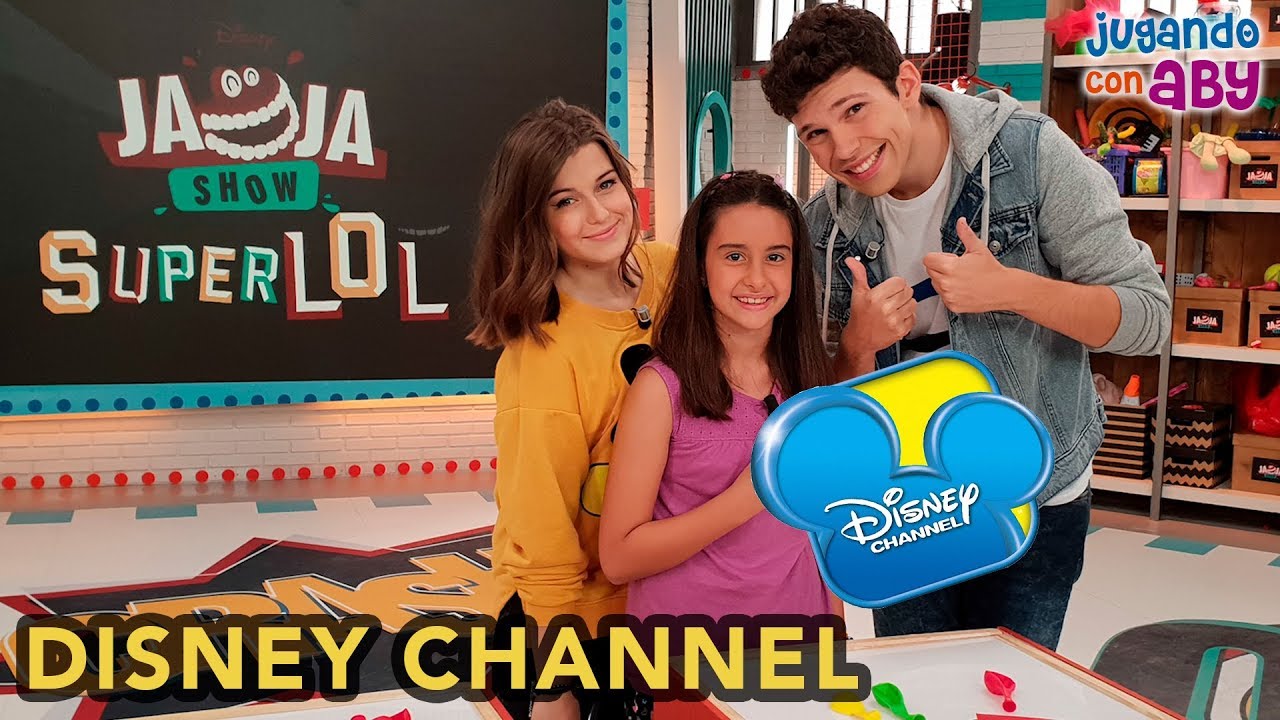 MI DÍA DISNEY. Voy de compras y salgo en Disney Channel | ABY