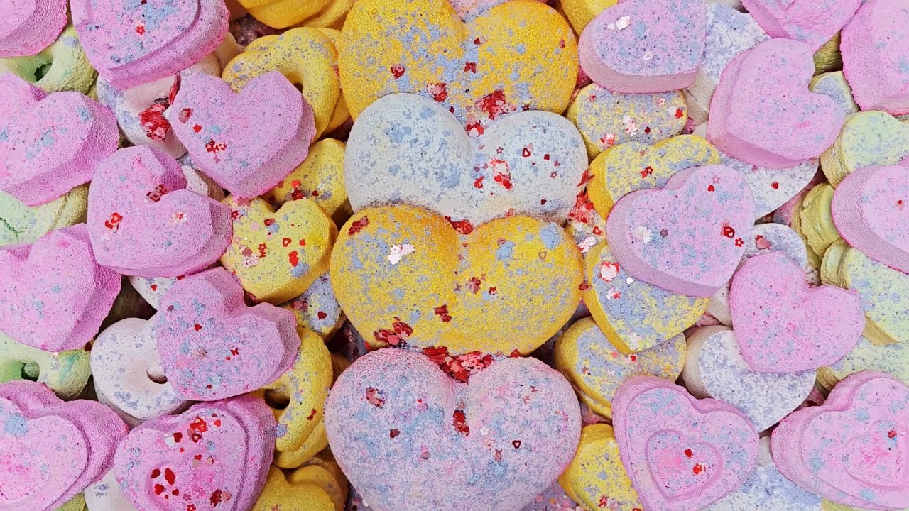 Crispy Hearts Valentine 🦚 Gym Chalk ASMR 🦚 Oddly Satisfying 🦚 Sleep Aid 
