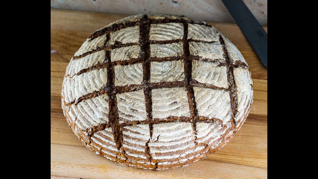 Roggensauerteigbrot selber herstellen von A bis Z. Wie macht man einen Sauerteig und daraus ein Brot