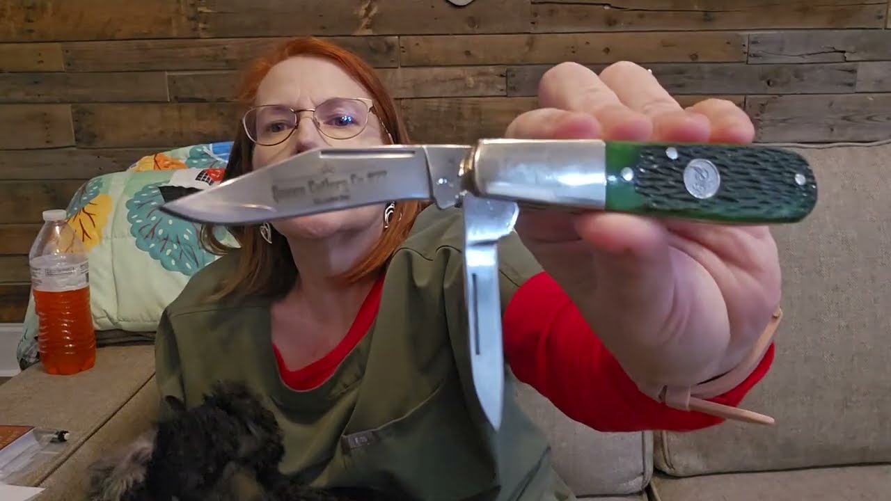 NKD!! Queen👸USA🇺🇸Barlow #usa #traditional #pocketknife #usamade #knife #edc #teamjesus #whatyatotin