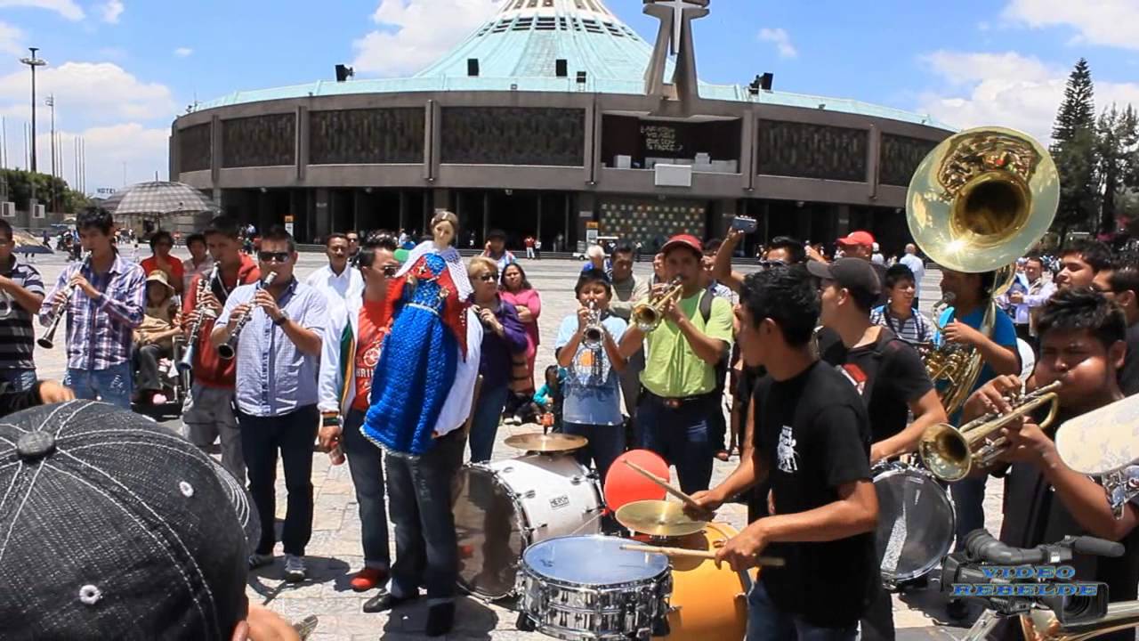 Llegada a La Basilica De Guadalupe 2da Peregrinacion De Musicos 2013