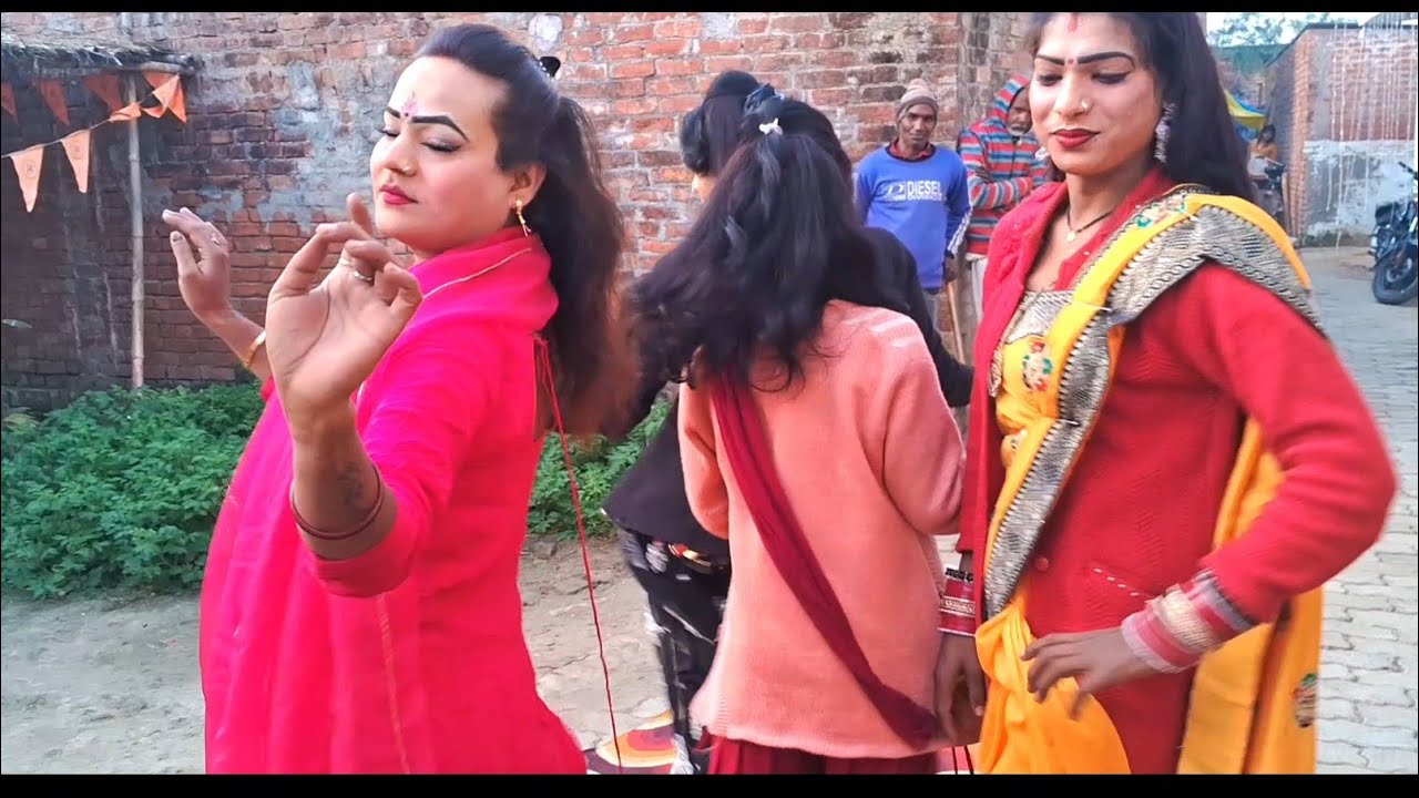 दरवाजे पर जाकर महेंद्र डांसर और साथियों ने मचा दिया तहलका देखिए मोहम्मद इदरीश की नौटंकी