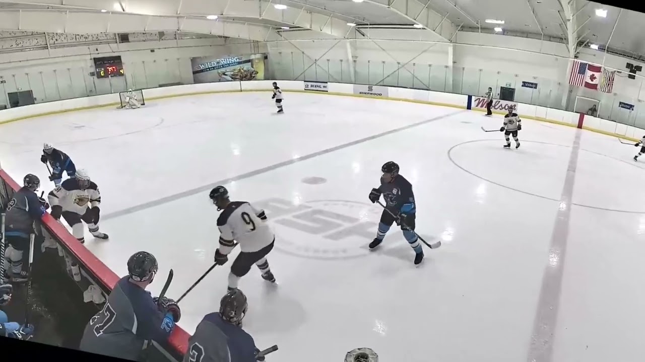 The Jackals begin the 2025/26 beer league hockey season!