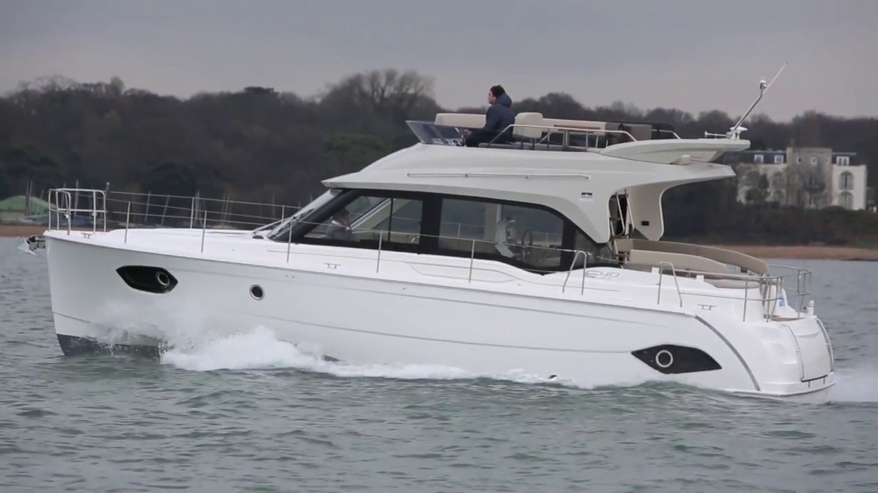 Bavaria E40 Fly review | Motor Boat & Yachting
