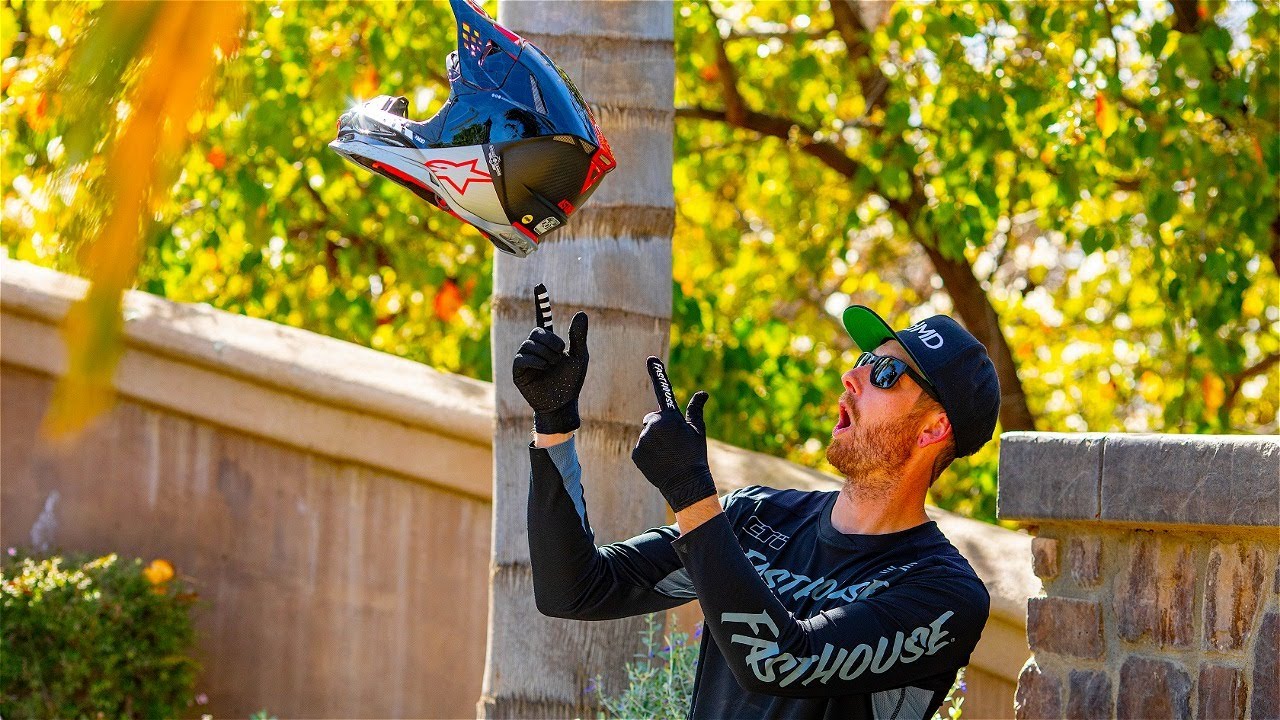 THE BEST DIRT BIKE HELMET IN THE WORLD