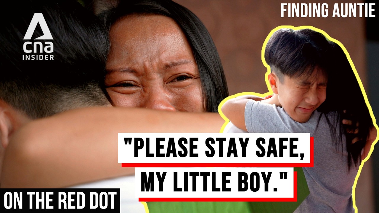 Teen Surprises Former Helper In Indonesia: 