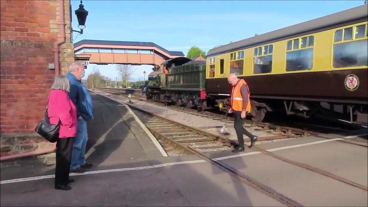 STEAM TRAIN AT CROWCOMBE AND WILLITON WSR 27 NOVEMBER 2020