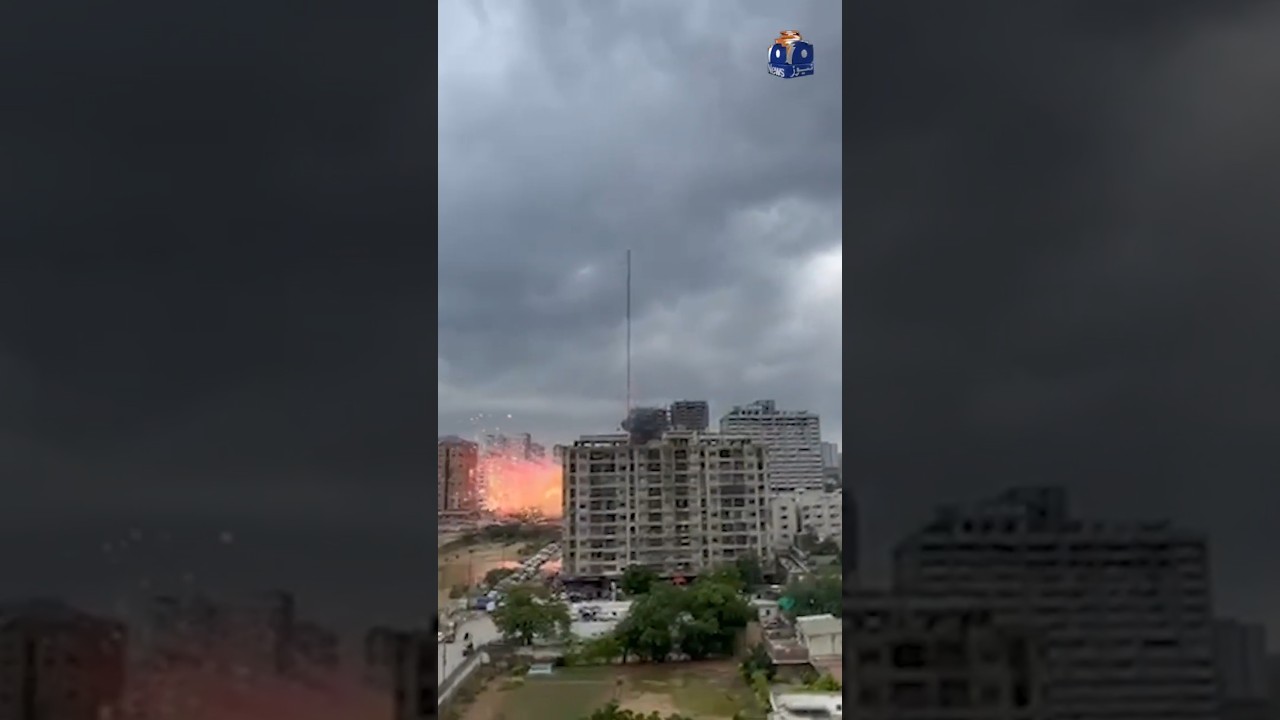 Firecracker Warehouse on MA Jinnah Road | Explosions Heard 