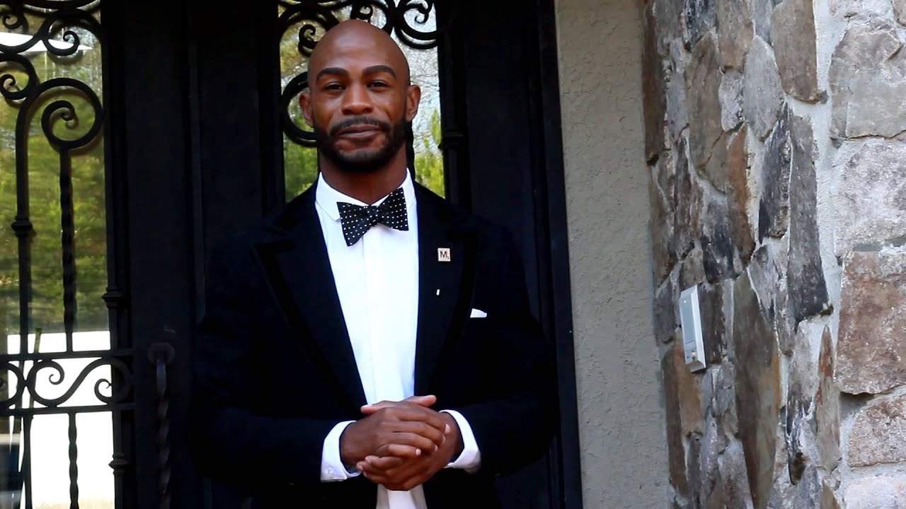 Celebrity Model/Actor Mar'Ques Woolford Supports the Queen City Awards