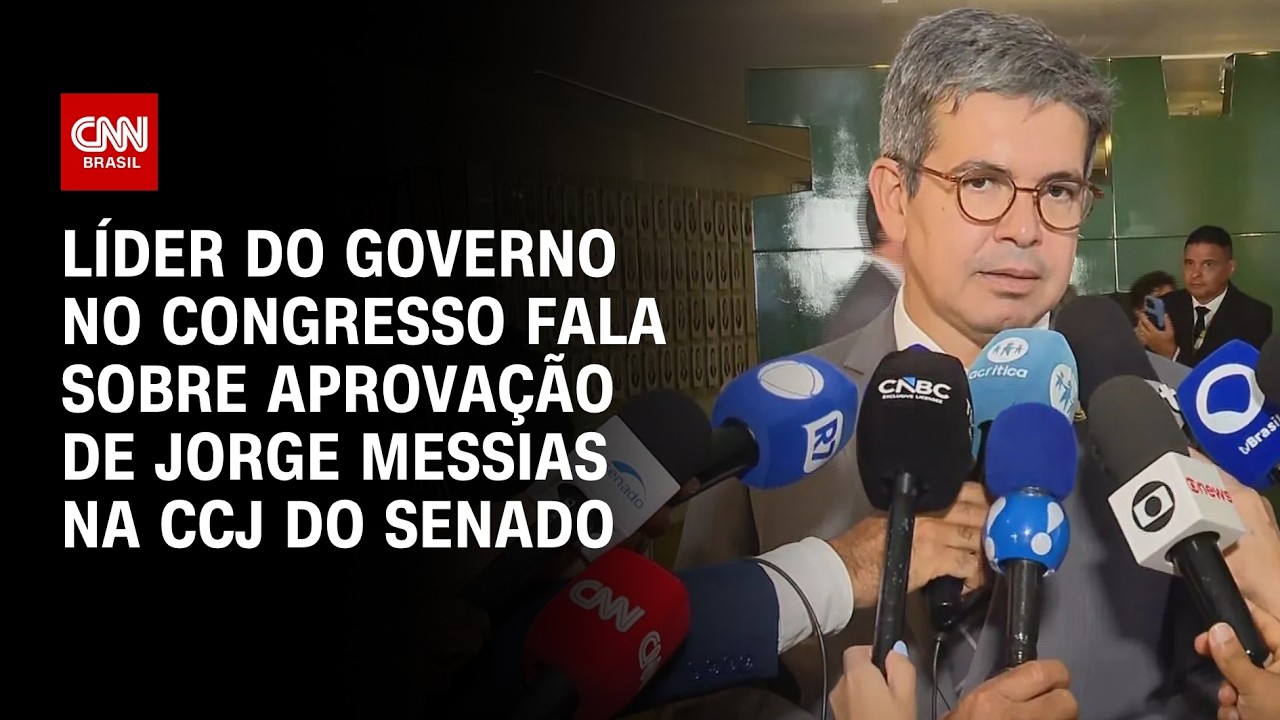 Esperamos at&eacute; 45 votos favor&aacute;veis a Messias em plen&aacute;rio do Senado, diz Randolfe Rodrigues | HORA H
