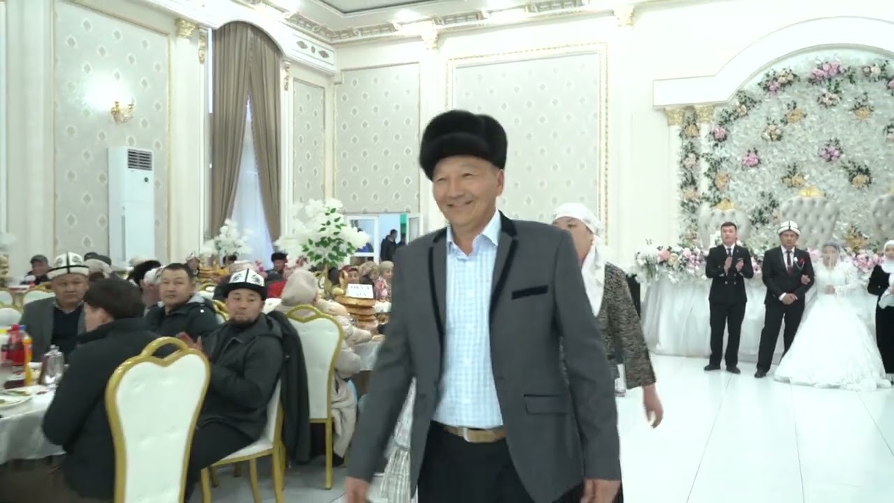 Бекназар&Акылай кафе
