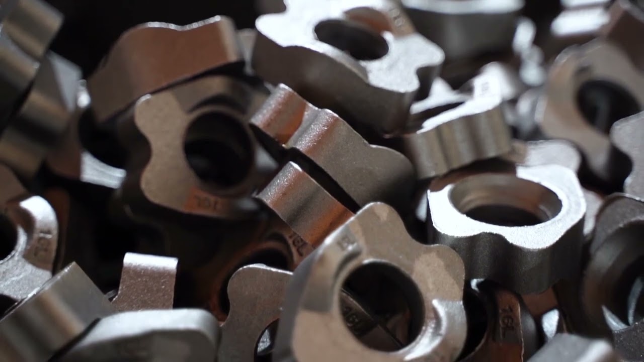 SAE J518 Split Flange Halves Code 61 and Code 62 Clamps interchangeable into Parker Stauff