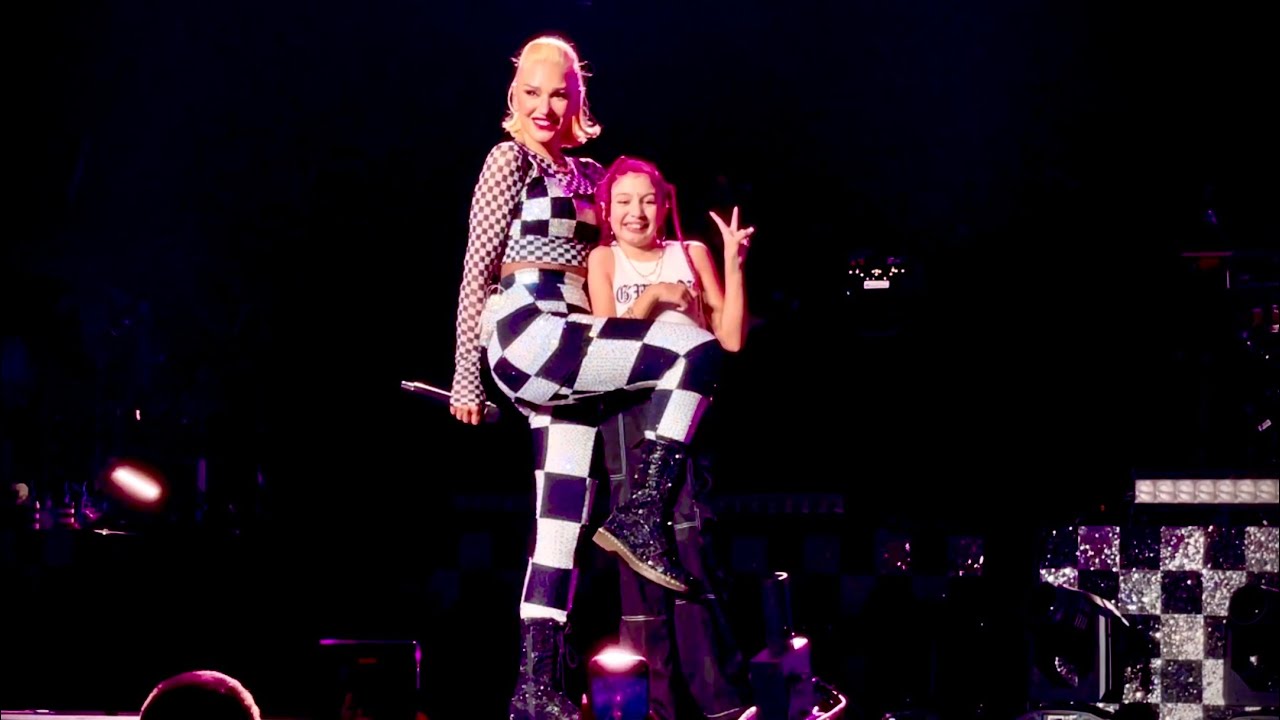 Gwen Stefani - Just a Girl live in Anaheim, CA - 9/9/2023