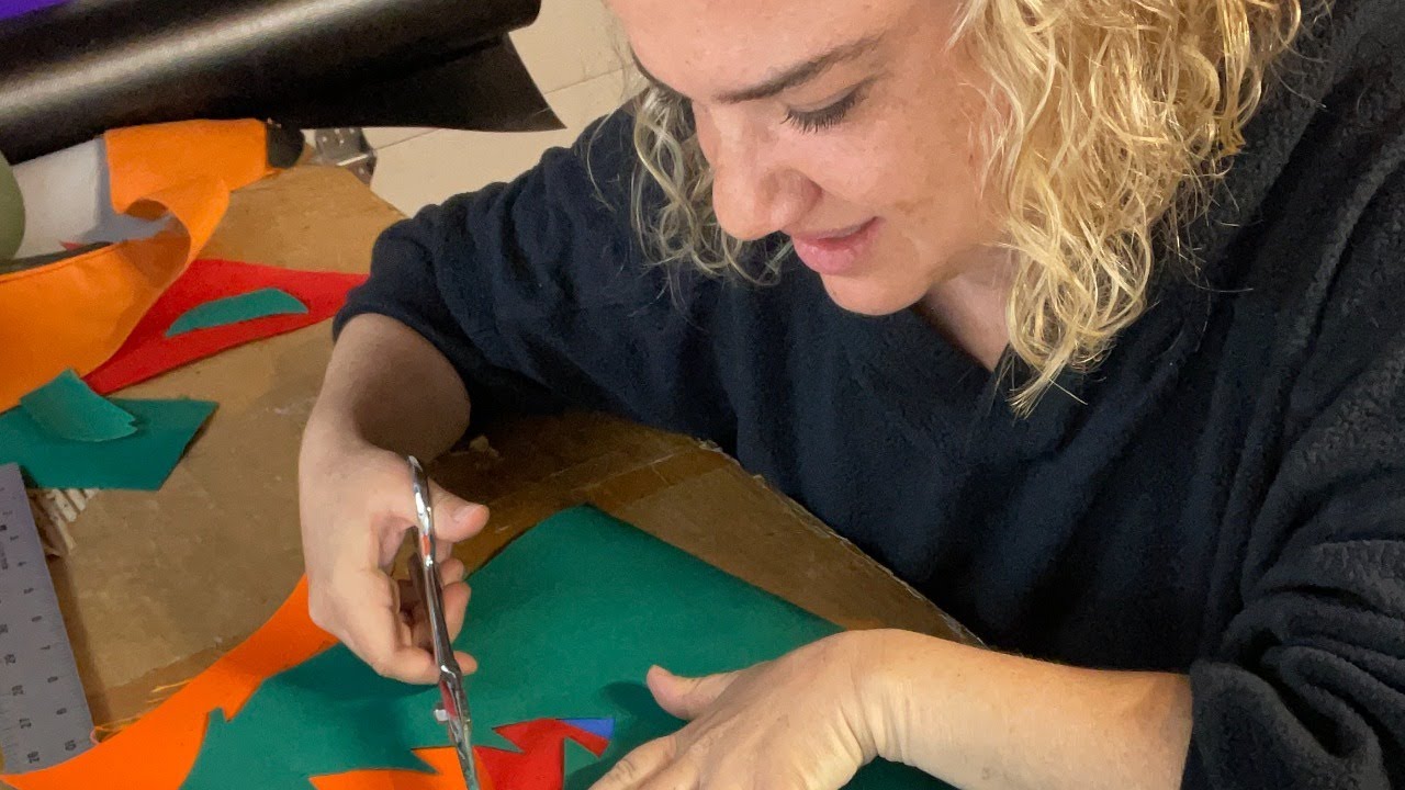Maker Series: Tia Mellinger, Vaya Bags