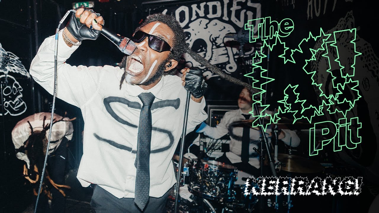 Ho99o9 live in the K! Pit (tiny dive bar show)